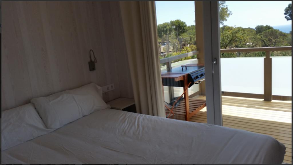 Hotel Camping Sènia Cala Canyelles Lloret de Mar Esterno foto